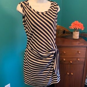 Guess navy/ivory striped dress-size 6